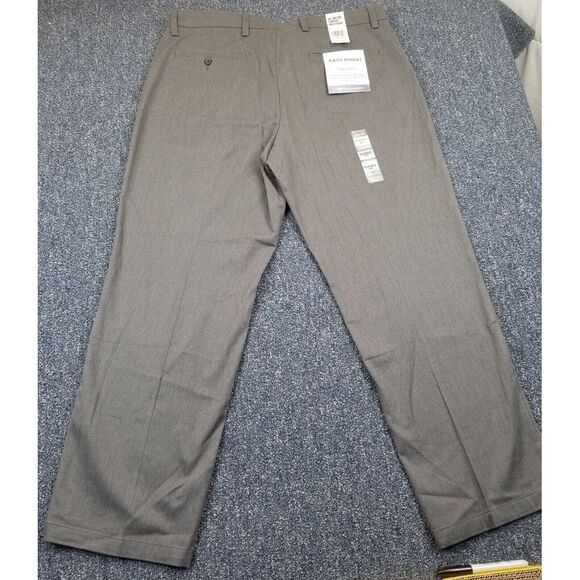 Dockers Pants Men's 38x30 Gray Classic‎ Fit Easy Khaki Stretch Performance New - Picture 1 of 16